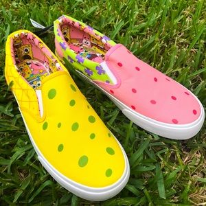 SpongeBob slip on shoes. Sizes 10.5 Mens never worn